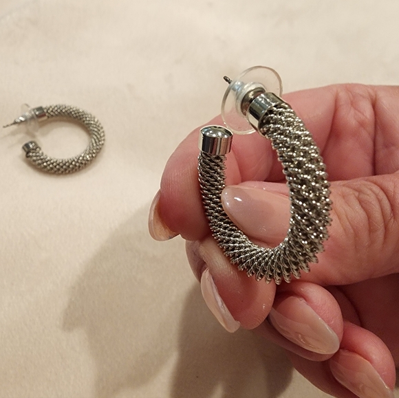 Erica Zap Mesh Bracelet & Earrings in rhodium/gold/black Finish - Never Worn - Picture 4 of 10